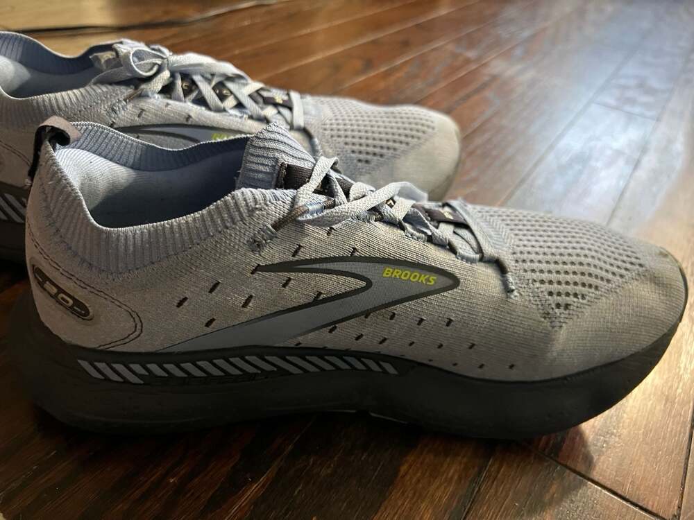 Brooks Glycerin GTS 20 StealthFit Running Shoes - Picture 3 of 10